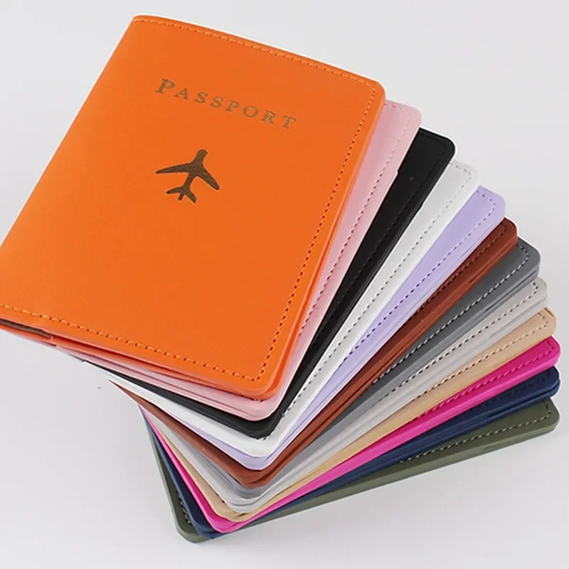 1PCS PU Leather Plane Passport - Tech Accessories For Travel recension och pris
