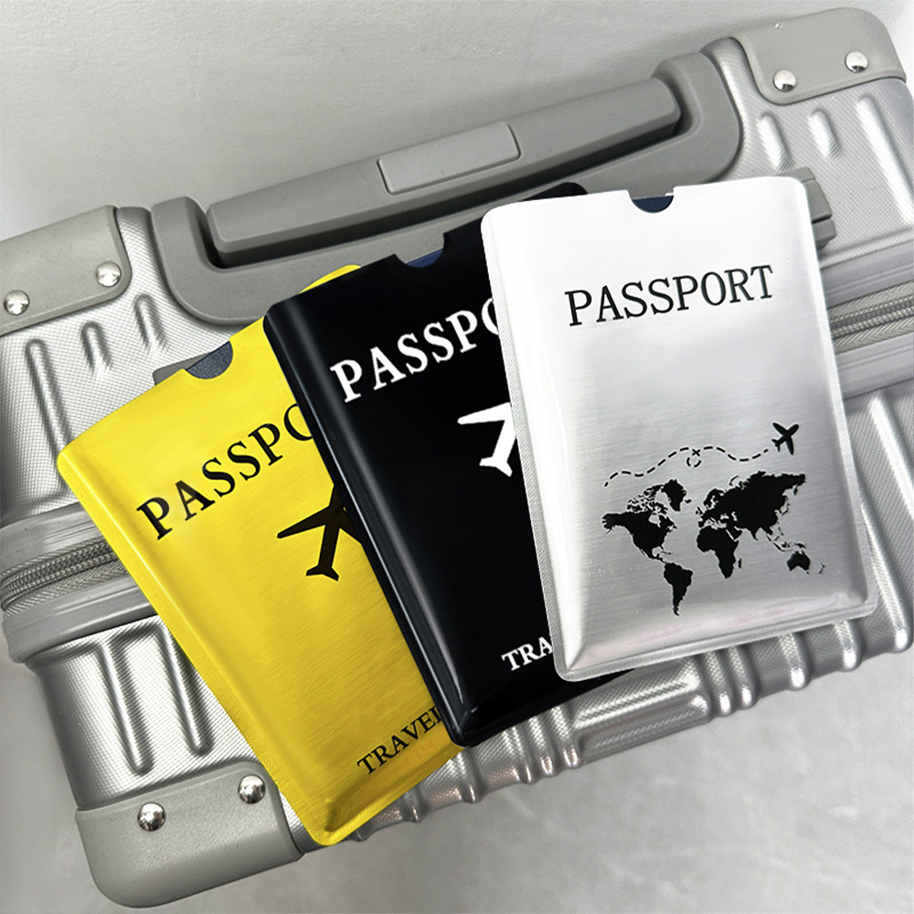 Aluminum foil passport protect - Tech Accessories For Travel recension och pris