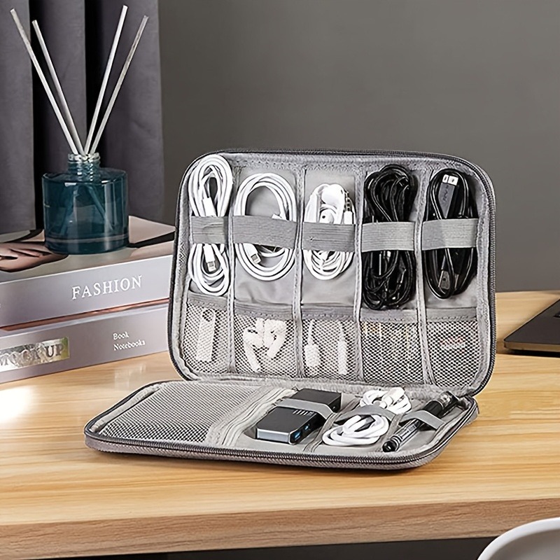 A Multi-Pocket Electronic Acce - Tech Accessories Travel Organizer Pouch recension och pris